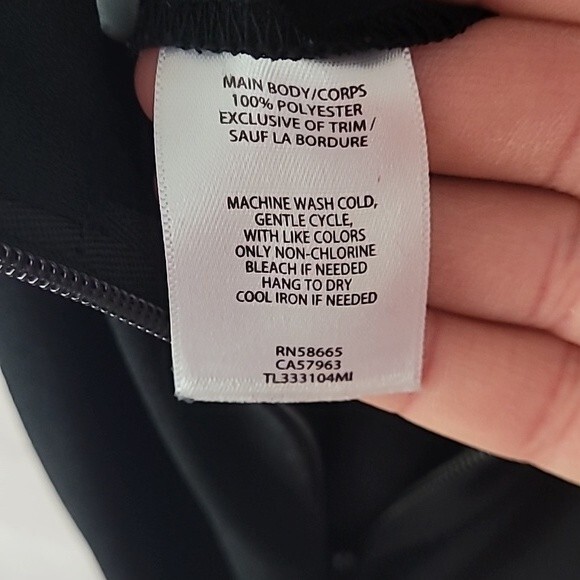 Leith Black Open Back Romper Size XS V-neck. - Picture 13 of 13